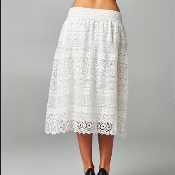 Ivory Crochet Midi Skirt XL - Picture 5 of 7